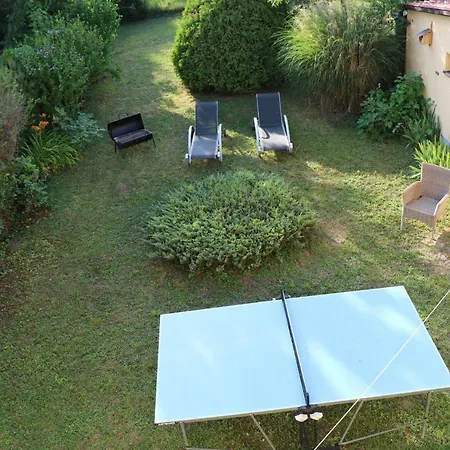 Mella Holiday House 度假居