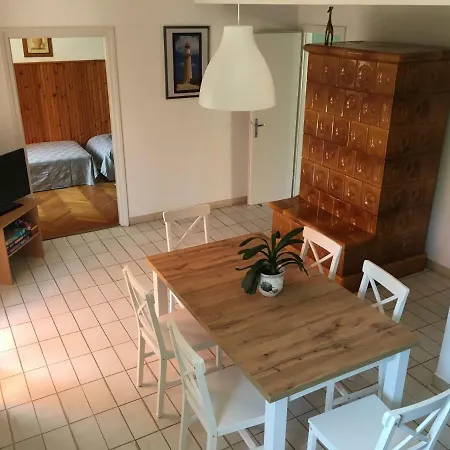 Mella Holiday House *